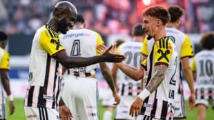 Samuel Adeniran (links) und Christoph Lang (rechts) schossen den LASK zum Sieg.