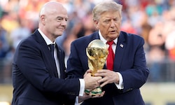Gianni Infantino (li.) sorgte mit seinen Plänen für viel Aufregung. Jetzt knickt der FIFA-Boss ...