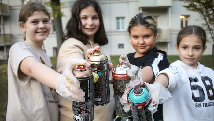 Ran an die Spraydosen. Die Kinder können unter anderem lernen, kunstvolle Graffiti-Gemälde zu ...
