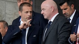 Aleksander Ceferin (li.) und Gianni Infantino
