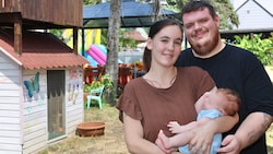 Glückliches Ende einer einmonatigen Behörden-Odyssee: Kathi und James endlich wieder daheim bei ...