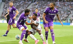 Beim 1:0 war Madrid-Ass Endrick (Mi.) für die Italiener nicht zu halten.