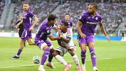Beim 1:0 war Madrid-Ass Endrick (Mi.) für die Italiener nicht zu halten.