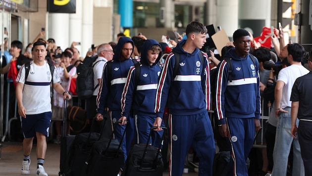 Der FC Bayern München ist in Asien feierlich empfangen worden.