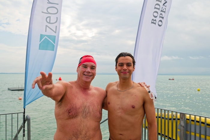 Frank Mayoral (l.) und sein siegreicher Sohn Francisco Alan,