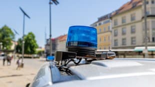 Handler Wolfgang Polizistentrick: Betrug unter dem Deckmantel der Exekutive.