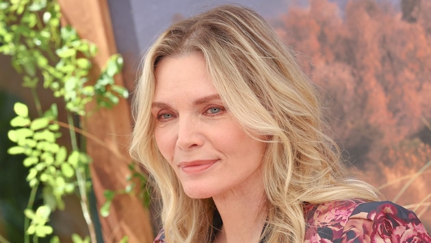 Michelle Pfeiffer ist eine weltbekannte US-amerikanische Schauspielerin, die drei ...