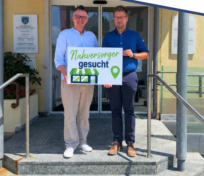 Thomas Grill von Kastner und Bürgermeister Florian Pfaffelmaier suchen gemeinsam einen neuen ...
