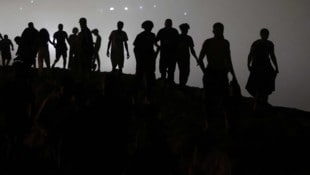 Marokko spricht von rund 40.000 Migranten, die Ceuta erreichen wollten. Die spanischen Behörden ...
