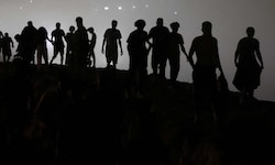 Marokko spricht von rund 40.000 Migranten, die Ceuta erreichen wollten. Die spanischen Behörden ...