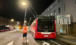 Rund 20 Obusse mussten in der Nacht noch abgeschleppt werden.