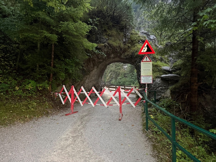 Der Weg zur Kundler Klamm wurde gesperrt.