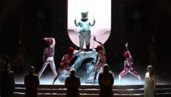 Ersan Mondtags Regiepleite im „Haus für Mozart“: Richard Strauss „Ariadne“ spielt auf dem Mars