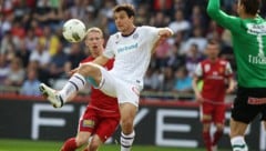 Einst duellierten sich Ebner (li.) und Hosiner in der Bundesliga – heute spielen sie gemeinsam ...