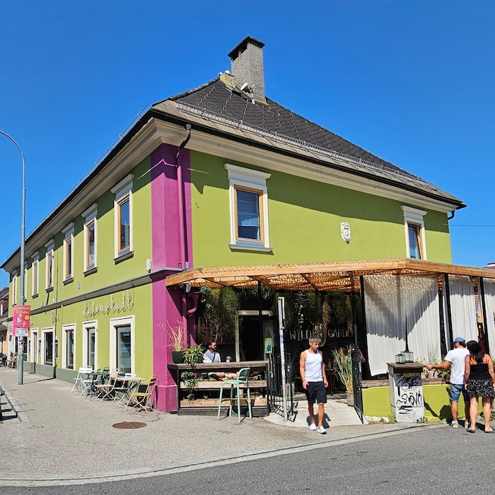Die Hafenstadt ist das pulsierende Lokal im Lendviertel.