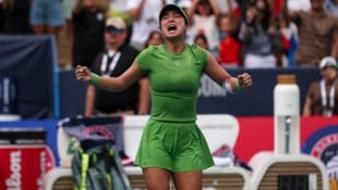 Alexandra Eala bezwang Jessica Pegula in drei Sätzen.