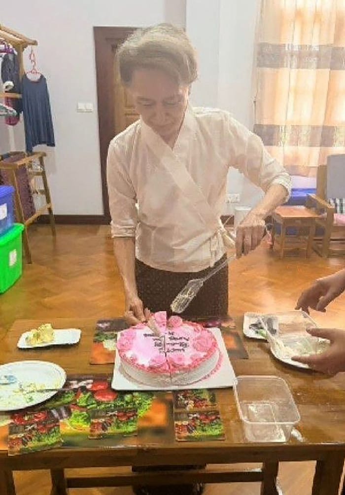 81. Geburtstag im Hausarrest – und dennoch machen die Bilder der Friedensnobelpreisträgerin ...