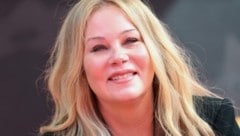 Schauspielerin Christina Applegate wurde nach einem fast viermonatigen Krankenhausaufenthalt ...