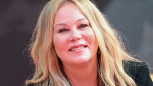 Schauspielerin Christina Applegate wurde nach einem fast viermonatigen Krankenhausaufenthalt ...
