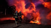 Das Fahrzeug stand bereits in Vollbrand