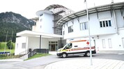Die Schwerverletzte wurde mit der Rettung ins Krankenhaus Reutte eingeliefert.