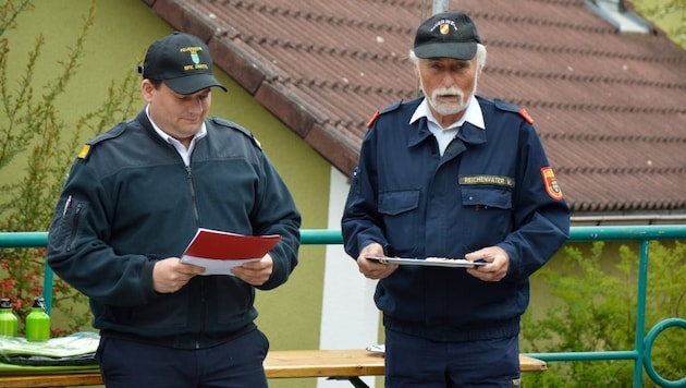 Er wird seinen Kameraden immer in Erinnerung bleiben: Ehrenbrandinspektor, Amtsdirektor i.R., ...