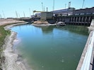 Ungarns Regierung hat am Mittwoch angekündigt, den Wasserstand der Donau anzuheben, um den ...