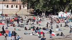 Tausende Migranten befinden sich nach dem Anstrum noch immer auf Ceuta – besonders viele Junge.
