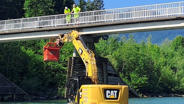 Der Gailsteg musste gesperrt werden, nachdem starke Mängel am Unterbau festgestellt wurden.