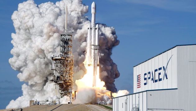 SpaceX ist aktuell von der Billionen-Umsatzmarke meilenweit entfernt.