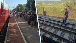 Die Passagiere mussten in Gumpoldskirchen auf den Schienenersatzverkehr umsteigen.