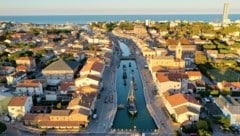 Cesenatico ist ein malerischer Küstenort – bei vermeintlichen „Schnäppchen“, die weit unter dem ...