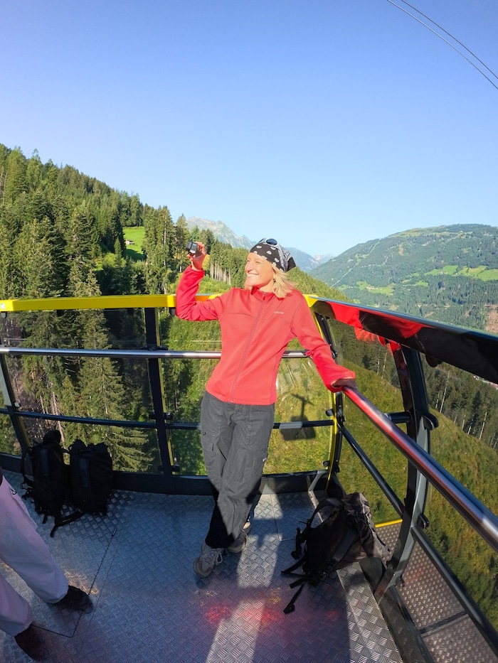 Influencerin hans_gmerkt hielt ihre Fahrt mit dem SkyRide Ahorn fest.