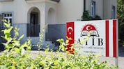 Das bisherige Gebetshaus platzt aus allen Nähten und soll daher durch ein Kulturzentrum mit ...