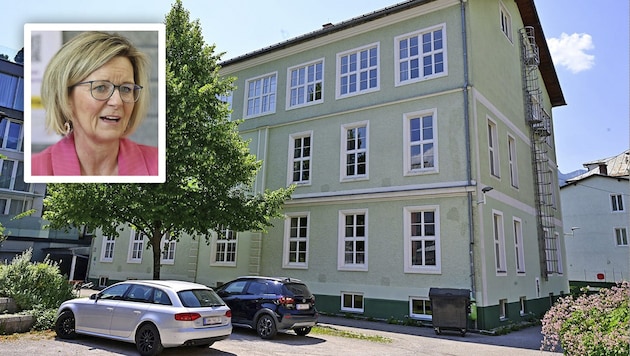 Das alte Schulgebäude in der Schulgasse 11 soll verkauft werden. Bürgermeisterin Ines Schiller ...