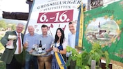Pfaffstätten schenkt aus: Ein „Prosit“ auf die Gemütlichkeit.