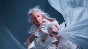 Crystn Hunt Akron bei der Performance