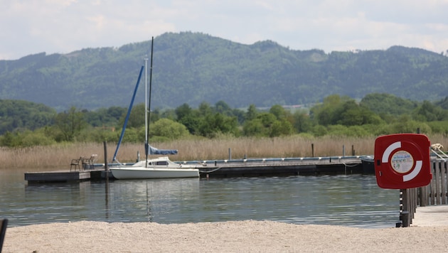 Der Badeunfall ereignete sich am Wallersee.