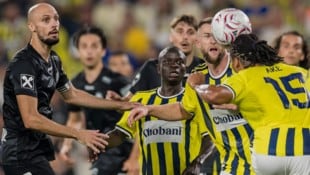 Sturms Jon Gorenc Stankovic hat gegen Kante, Milan Skriniar und Nathan Ake das Nachsehen.