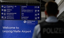 Die Drohne mit der Sprengvorrichtung war in der Nacht auf Mittwoch auf der Start- und Landebahn ...