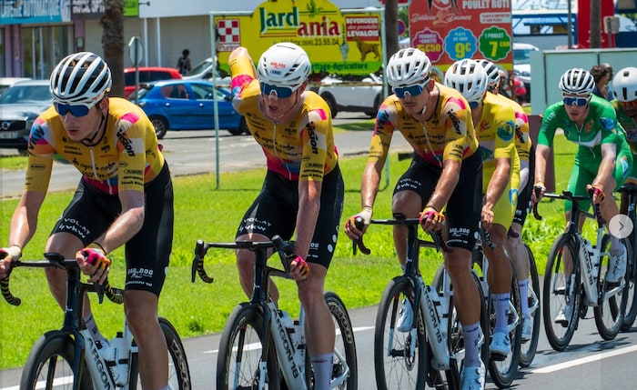 Dominik Amann, Lukas Feurstein, Dominik Röber und des Rest des „Team Vorarlberg“ leisteten ...