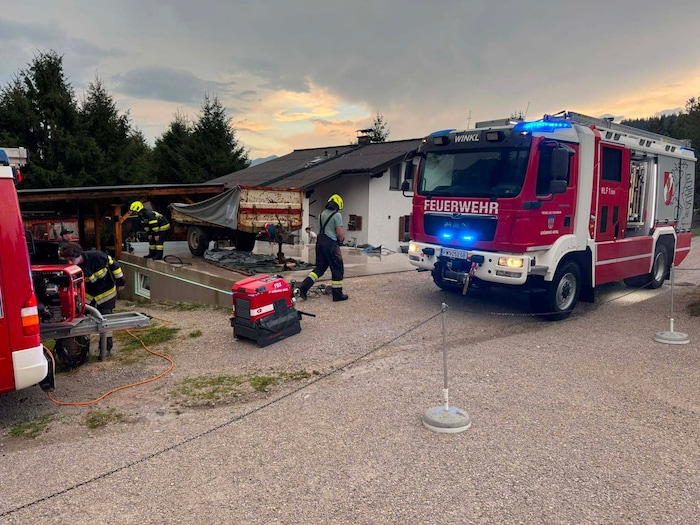 Keller und ein Supermarkt mussten ausgepumpt werden.