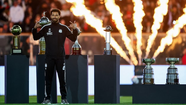 WM-Held Vozinha wird in Chile gefeiert wie ein Rockstar.