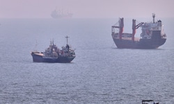 Der Iran und der Oman haben sich jetzt auf eine neue Route durch die Straße von Hormuz (Bild) ...