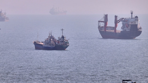 Der Iran und der Oman haben sich jetzt auf eine neue Route durch die Straße von Hormuz (Bild) ...