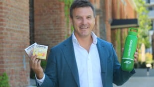 Murray setzt statt auf Plastik auf wiederbefüllbare Flaschen.