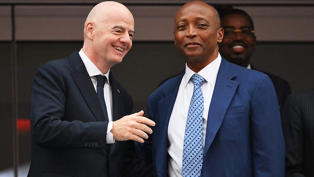 FIFA-Boss Gianni Infantino und CAF-Präsident Patrice Motsepe