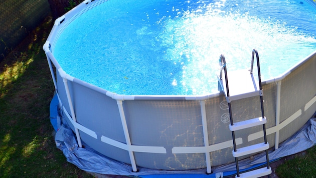 Obwohl der Pool mehrere Male abgesucht wurde, wurde Bella (3) erst einen Tag später darin ...
