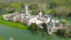 Der schwere Arbeitsunfall ereignete sich im Schlosspark Laxenburg, Bezirk Mödling, einem ...