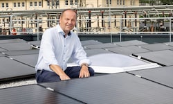 „Jede zusätzliche Kilowattstunde aus erneuerbaren Quellen stärkt die Unabhängigkeit“, sagt dazu ...